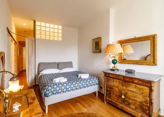 Guesthost - Porta Romana Charme Σιένα