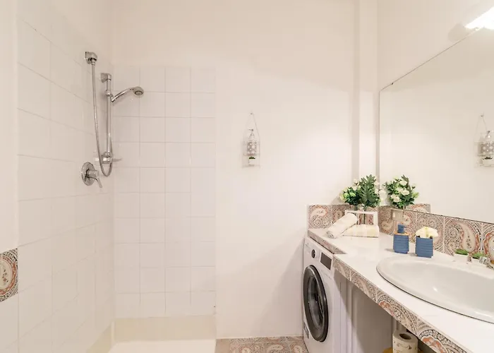 Guesthost - Porta Romana Charme *