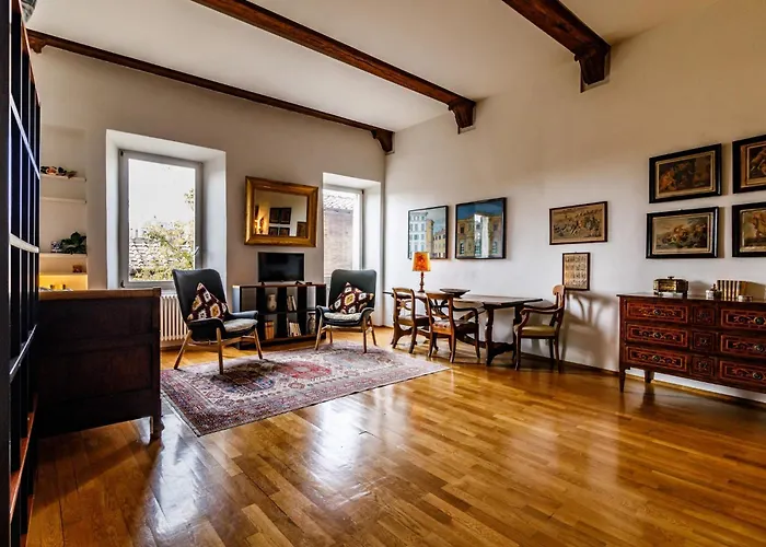 Guesthost - Porta Romana Charme Appartement