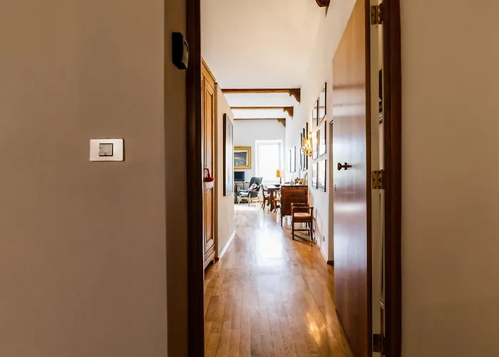 Guesthost - Porta Romana Charme Appartement